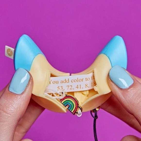 🥠 LUCKY FORTUNE CHARM BRACELET SET 🥠 - Picture 2 of 5